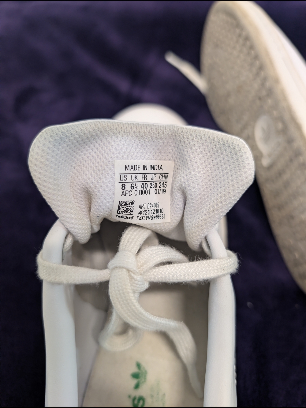 White Adidas Stan Smith Sneakers with Navy Heel Tab - Picture 6 of 8